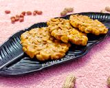 સીંગદાણા ચીકી (Peanut Chikki Recipe In Gujarati) રેસીપી સ્ટેપ8ફોટો