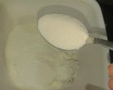 A picture of step 2 of Paneer gulab jamun.