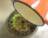 A picture of step 6 of Crispy Thinly Sliced Pork with Japanese Leeks and Salty Sauce.