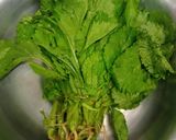 A picture of step 1 of Lai/ Rai ka saag.