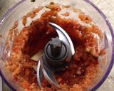 A picture of step 1 of Raw Apple Sauce.