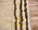 Foto del paso 1 de la receta: Barritas hojaldradas de anchoas caseras