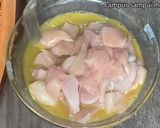 Foto langkah ke 2 dari resep Ayam Goreng Telur Asin.
