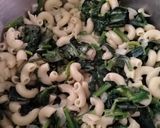 Foto del paso 4 de la receta: Códitos con espinacas