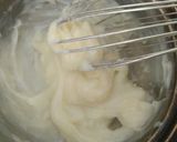Foto langkah ke 1 dari resep Cheese Custard Muffin.