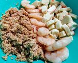 Foto del paso 2 de la receta: ATÚN, Gambas🍤 y Surimi con Salsa Rosa y Alioli...!