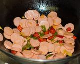 Foto del paso 2 de la receta Frankfurt en pisto