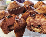 Foto del paso 7 de la receta: Muffins de licor de grosella con corazón de chocolate