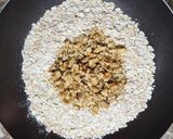 Foto del paso 1 de la receta: 🍎Tortilla dulce de manzana con avena, pasas y nueces🍎Postre sin azúcar, sin edulcorante, sin harina🍎