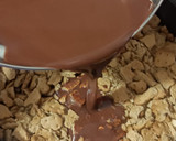 Foto del paso 3 de la receta: Tarta de galletas y chocolate