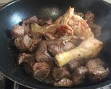 Foto del paso 3 de la receta: Salteado de arroz carne y pollo con verduras con salsa agridulce