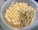 Une image de l'étape 15 de Gratin de spätzles à l’ananas, fromage et petits légumes.