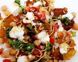 A picture of step 2 of Aloo tikki chaat.
