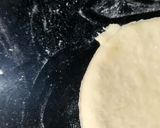 A picture of step 7 of Baked Chicken buns.