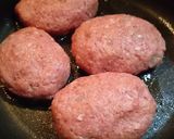 Foto langkah ke 3 dari resep Simple japanese humberg.