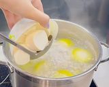 Hình bước làm 4 của món Canh bí đao tàu hủ trứng muối