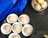 A picture of step 3 of Jowar badam laddus.
