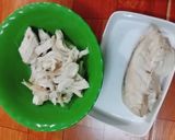 Hình bước làm 1 của món Khô gà xé 2 (món ăn vặt nhẹ nhàng)
