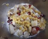 मिक्स फ्रुट बुंदी रायता (mix fruit boondi raita recipe in marathi) रेसिपी स्टेप 3 फोटो 