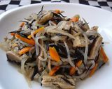 A picture of step 5 of Stir-fried Shirataki.