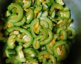 চিচিঙ্গা ভাজা (snake gourd fry recipe in bengali) রেসিপির ধাপ 2 ছবি