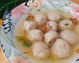Foto langkah ke 5 dari resep Bakso Ayam kenyal kuah seger.