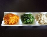 A picture of step 4 of Stone Bowl Bibimbap Made in a Nambu Tekki Iron Pot.