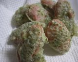A picture of step 4 of Chikuwa Isobe (Seaweed) Fritters.