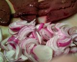 Foto del paso 1 de la receta: PICADA De Hígado con Cebolla y Papas con Alioli...!