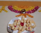 A picture of step 1 of નવા વર્ષના સ્પેશિયલ ડ્રાયફ્રુટ માવા ઘુઘરા.