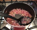 A picture of step 2 of Spiced Plum And Fig Chutney.