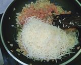 Foto langkah ke 2 dari resep Cheesy Macaroni Schotel panggang.