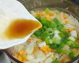Foto langkah ke 4 dari resep Sup Bening Jamur.