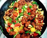 รูปขั้นตอนการทำที่ 4 ของ ไก่ผัดเม็ดมะม่วงหิมพานต์ (Gai Pad Med Mamuang)Thai Food Stir Fried Chicken With Chasew Nuts