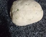 Foto del paso 2 de la receta: Galletitas súper crocantes de queso y ciboulette 🧀