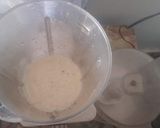 A picture of step 3 of Banana lasssi.