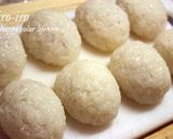 A picture of step 10 of White Sakura Mochi (Cherry Blossom Rice Cakes).