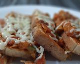 A picture of step 6 of Pizza Toast.