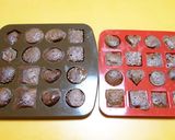 A picture of step 6 of Mini Gateau au Chocolat in the Microwave.