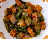 Foto langkah ke 2 dari resep Tumis terong hijau uleg.