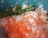 Foto langkah ke 1 dari resep Gobet singkong mix keju dan wortel.
