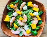Une image de l'étape 4 de Salade avocat crevettes.