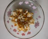 A picture of step 2 of Guava raisin salsa.