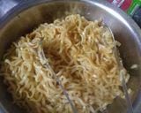 Foto langkah ke 1 dari resep Mie Goreng Jawa.