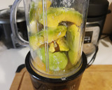 Foto del paso 1 de la receta: Mayonesa de aguacate