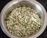A picture of step 2 of Drumstick flower spicy fry.