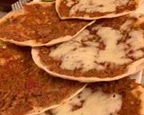 صورة لخطوة 8 من وصفة لحم عجين منزلي😋