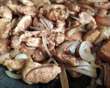 Foto del paso 4 de la receta: Salteado de pollo al curry con fideos