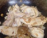 A picture of step 6 of My Tomato Garlic and Onion Chicken in Wine Sauce 😀💚.