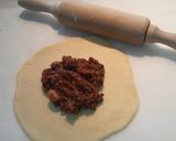 A picture of step 5 of Crispy and Chewy Curry Bread.